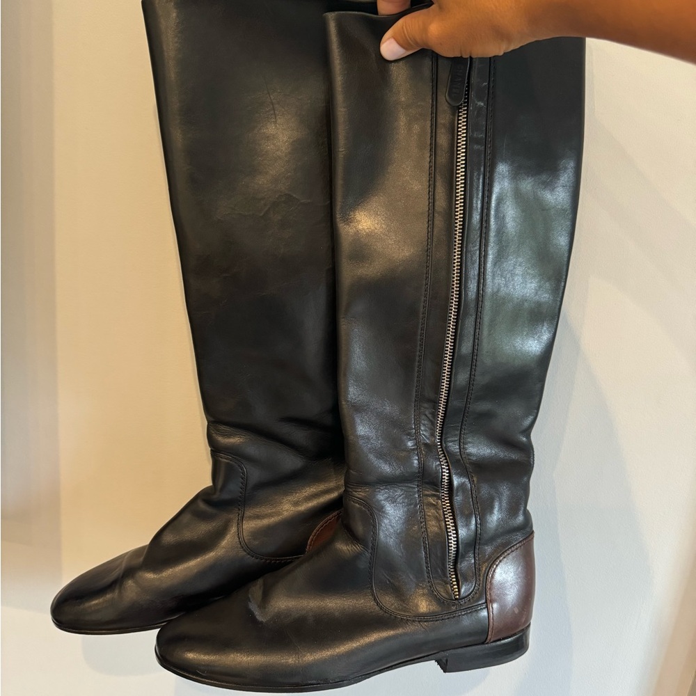 CHANEL LEATHER RIDING BOOTS